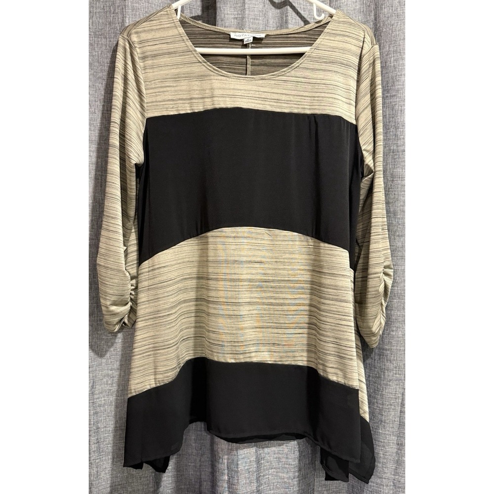 Notations Top Size M Black Color Block 3/4 Cinch Sleeve Scoop Neck Longer Sides